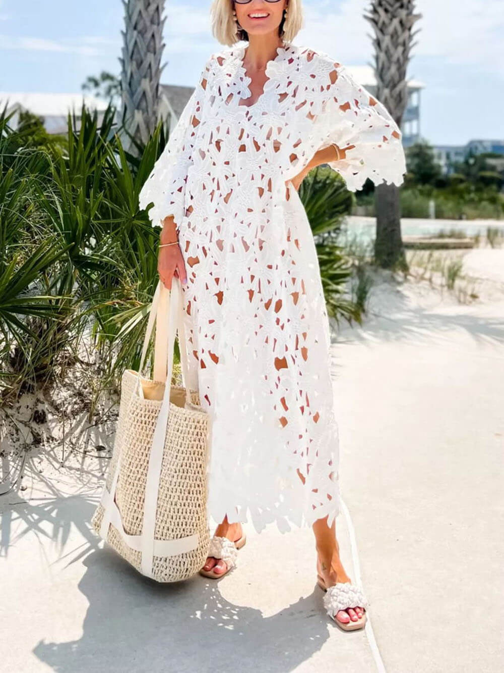 Vestido midi de encaje Cover
