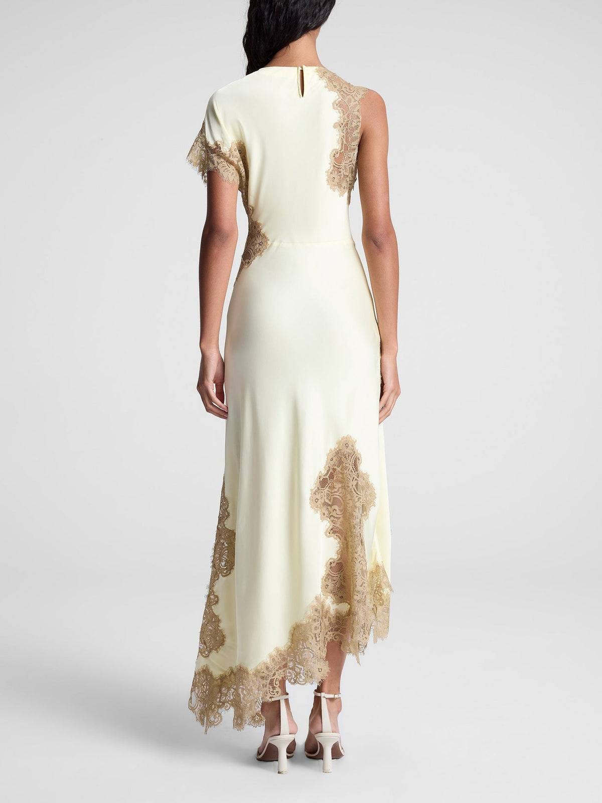 Vestido largo de satén
